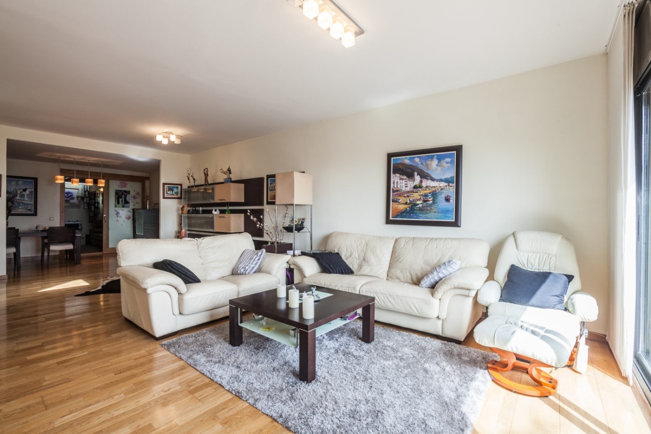 Terraced house with spectacular sea views  in Castelldefels