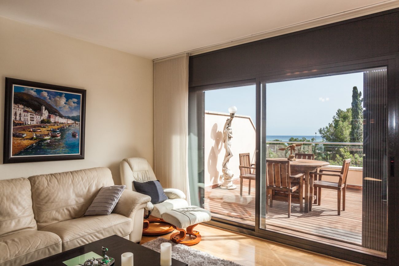 Terraced house with spectacular sea views  in Castelldefels