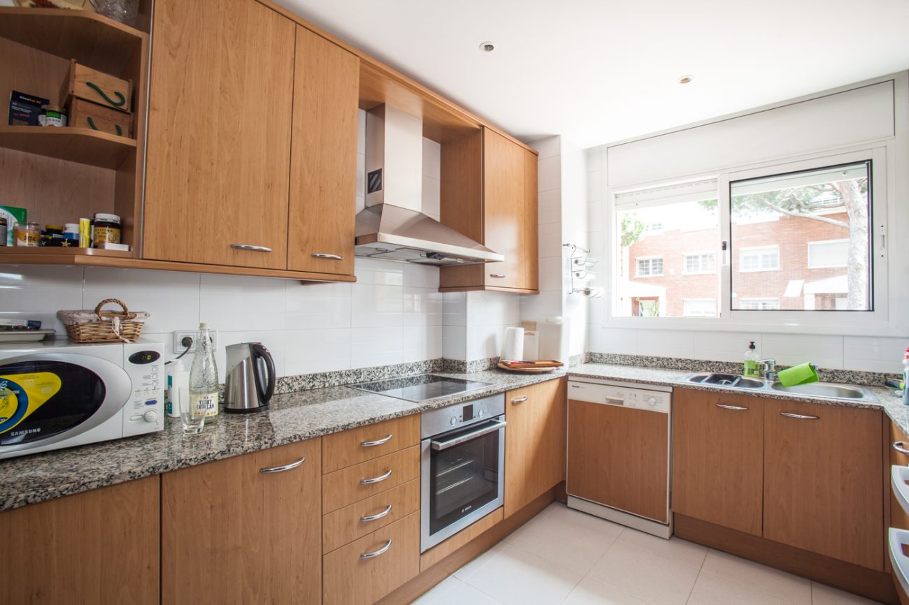 Cozy townhouse 100 m from the beach in Gava