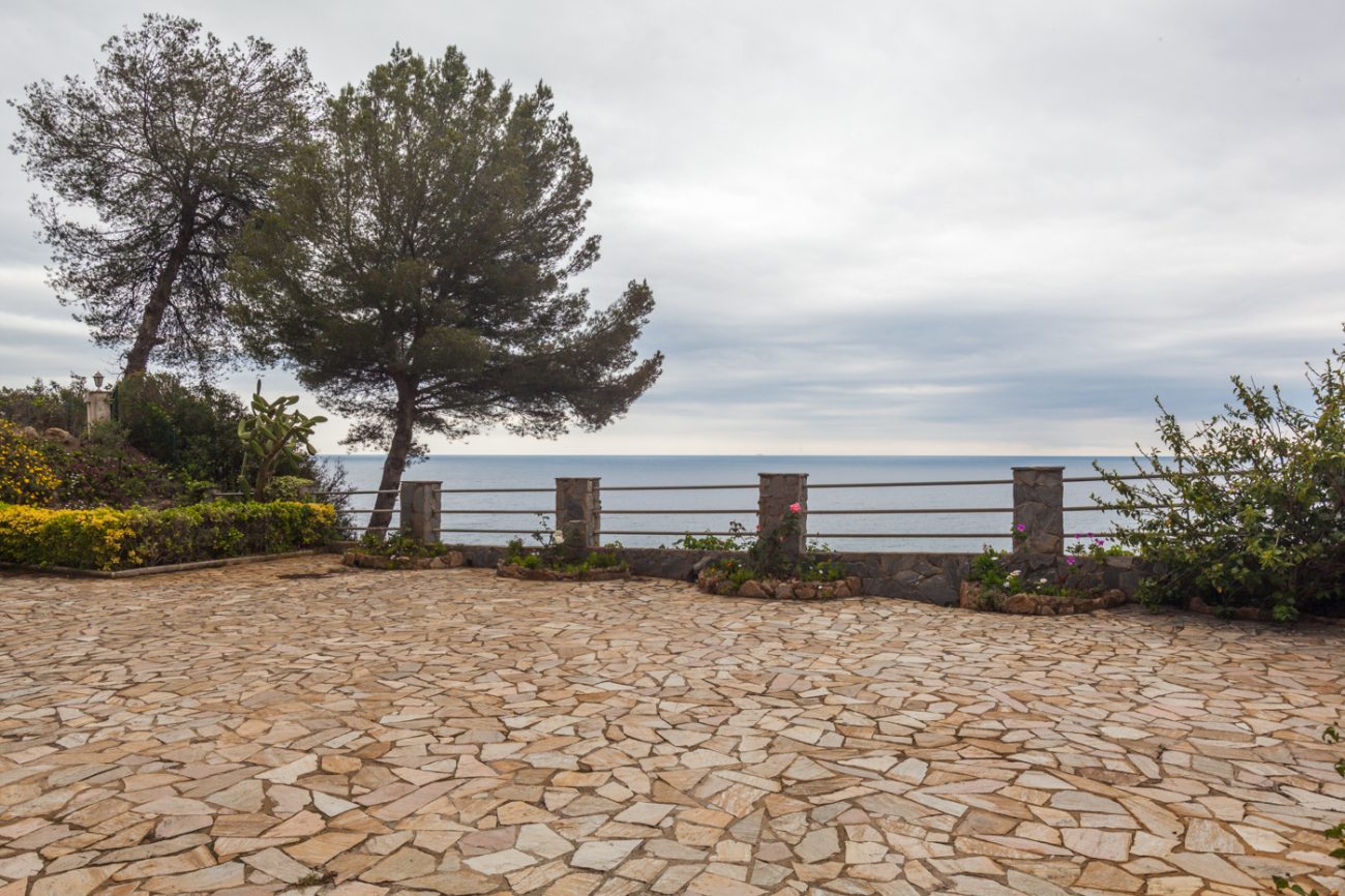 Spectacular house close to the beach