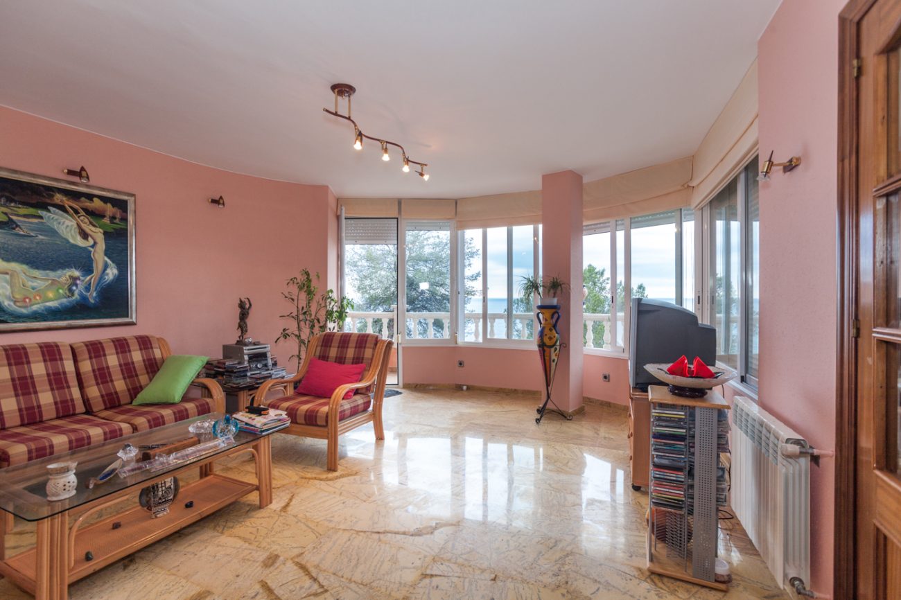 Spectacular house close to the beach