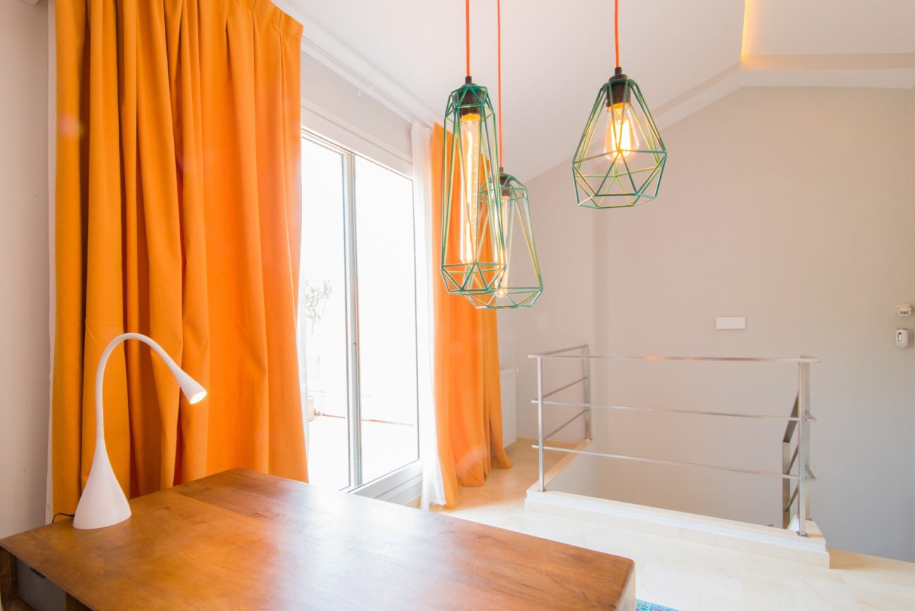 Recently renovated townhouse 100 metres from the beach in Gava