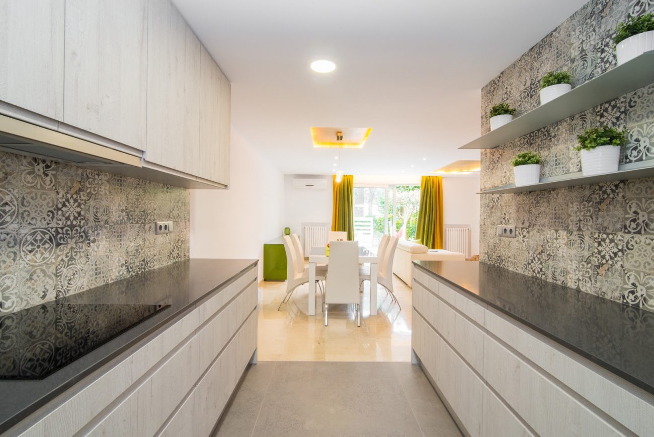 Recently renovated townhouse 100 metres from the beach in Gava