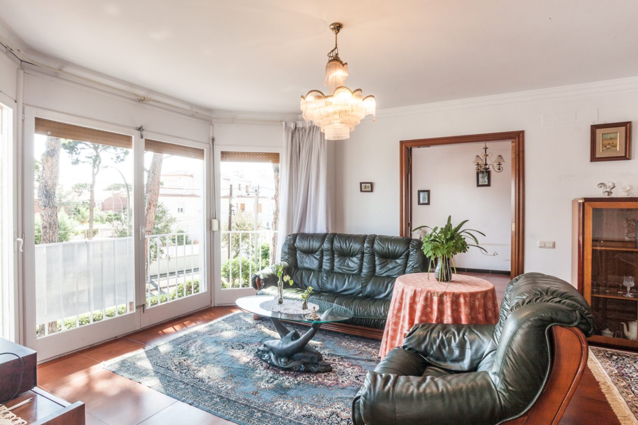 Big apartment in front of the beach in Castelldefels for vacational rental
