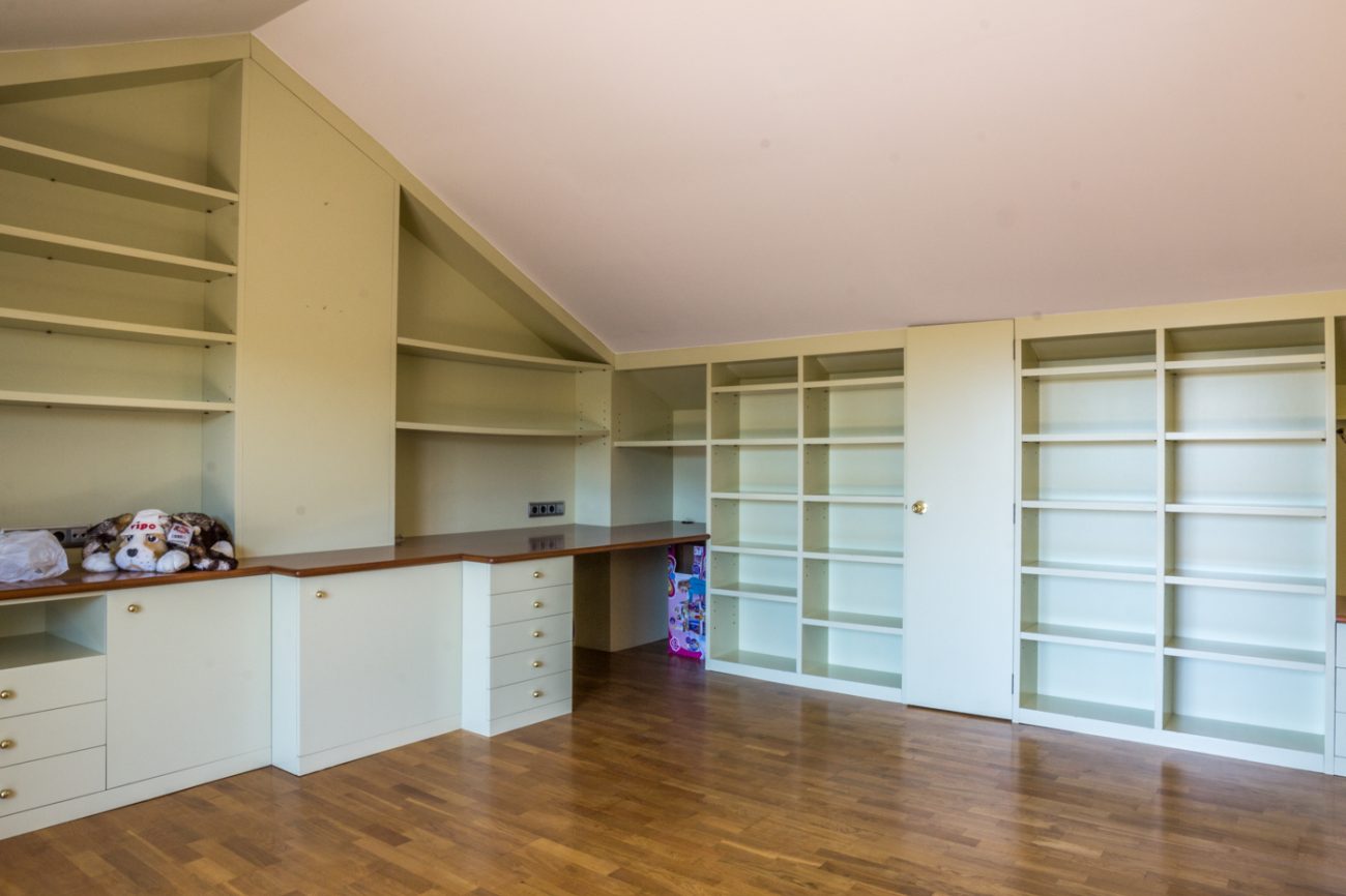 Semi-detached house in the best residential complex of Gava Mar