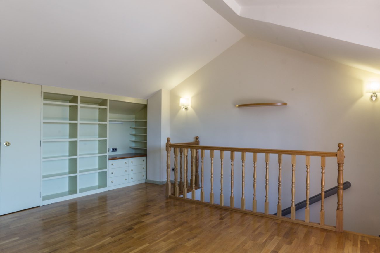Semi-detached house in the best residential complex of Gava Mar