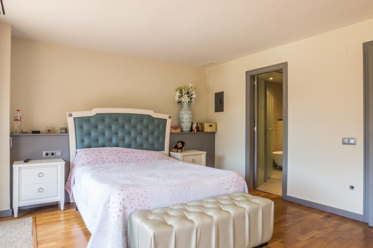 Semi-detached house in the best residential complex of Gava Mar