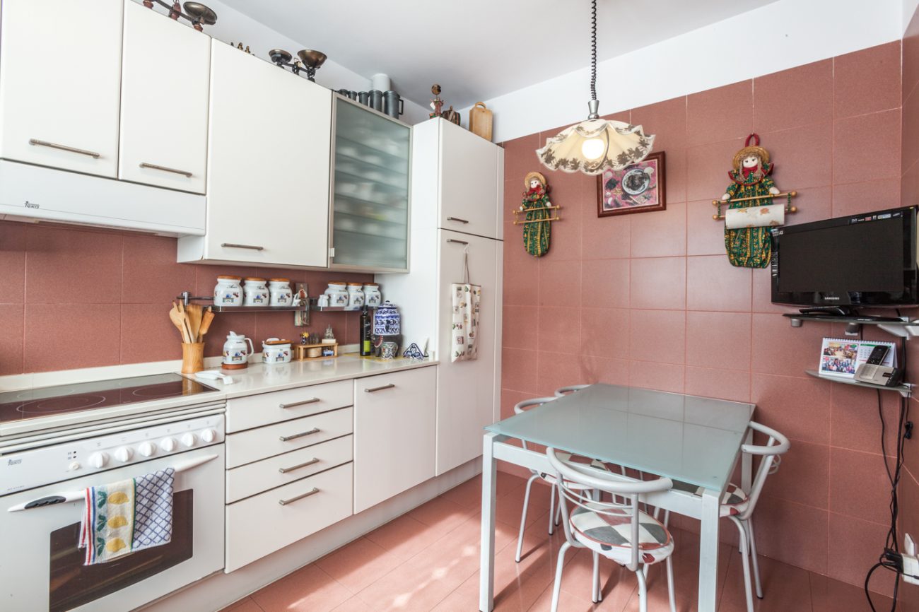 Big semi-detached house close to the beach in Gava