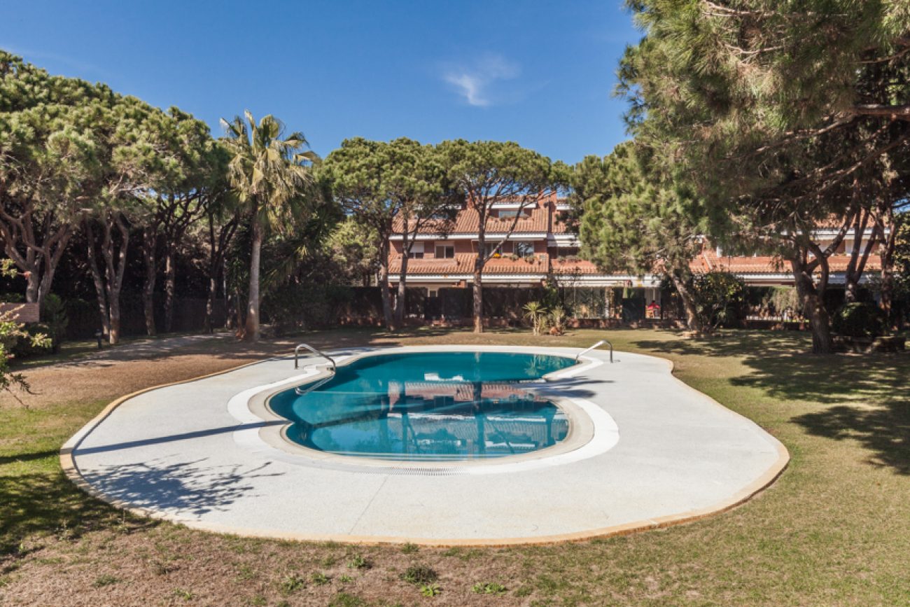 Excellent house in the best residential complex of Gava Mar
