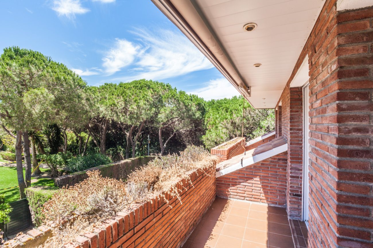 Excellent house in the best residential complex of Gava Mar