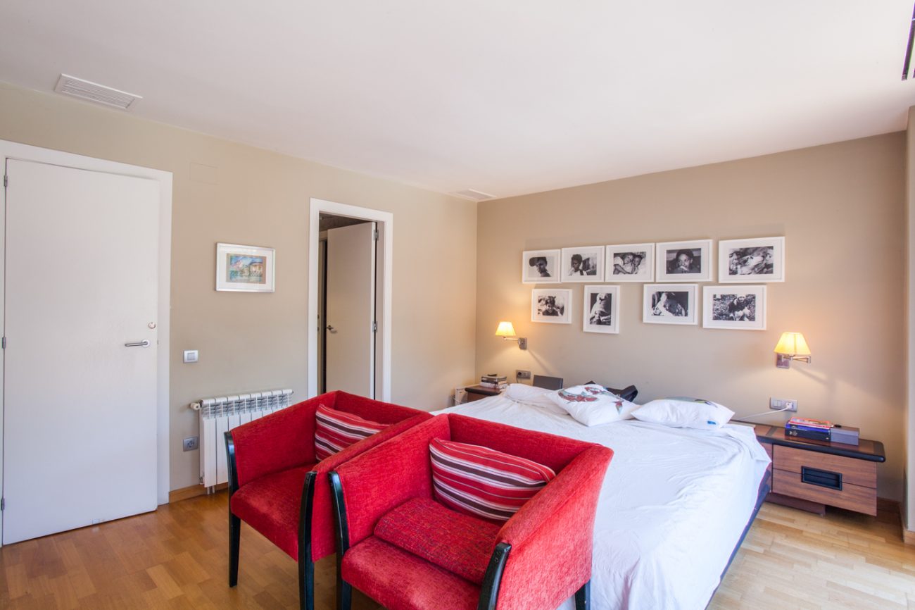 Excellent house in the best residential complex of Gava Mar