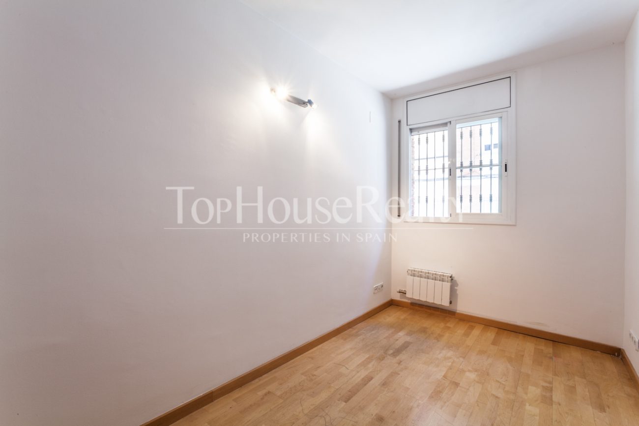 Big flat with a terrase in Barcelona