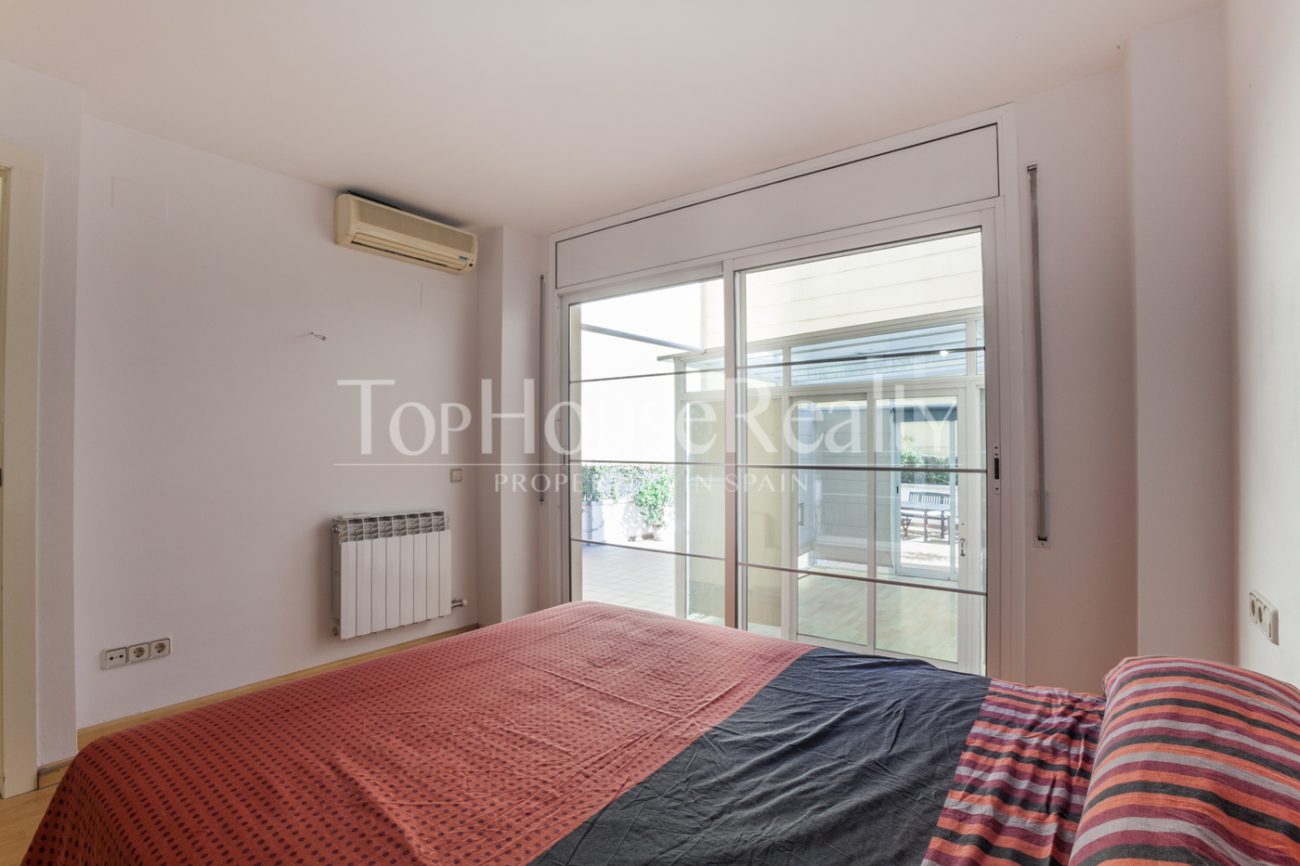 Big flat with a terrase in Barcelona