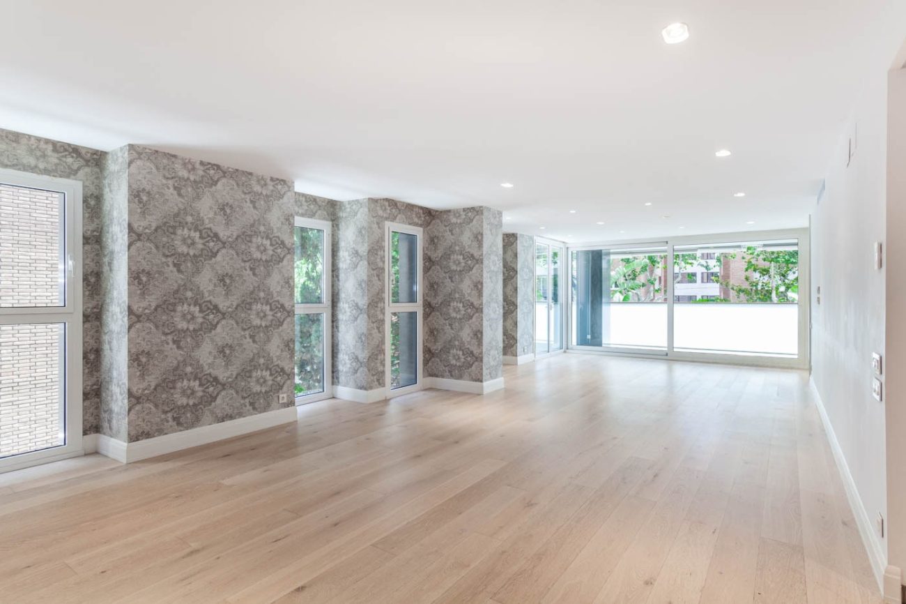 Excellent big modern apartment for rent in Barcelona