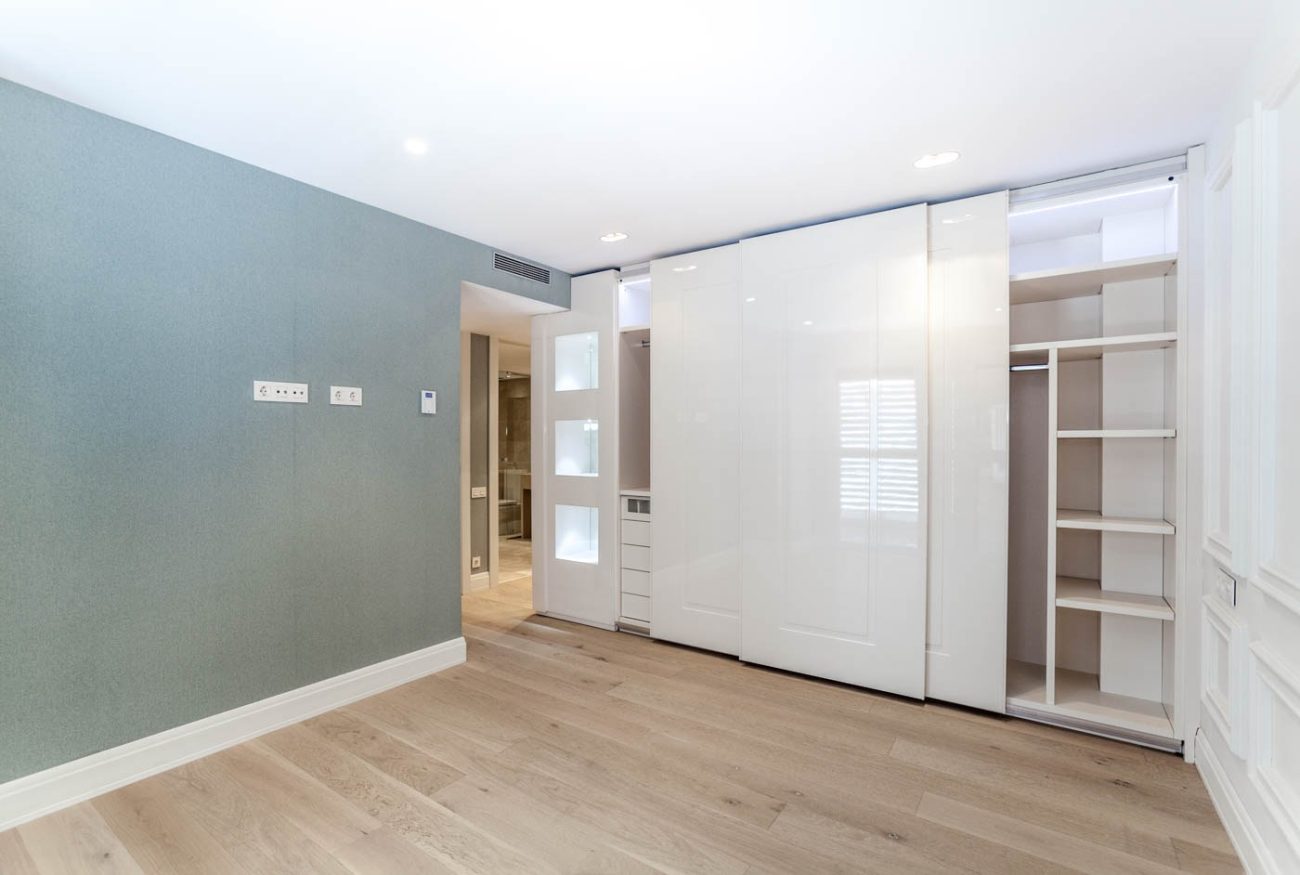 Excellent big modern apartment for rent in Barcelona