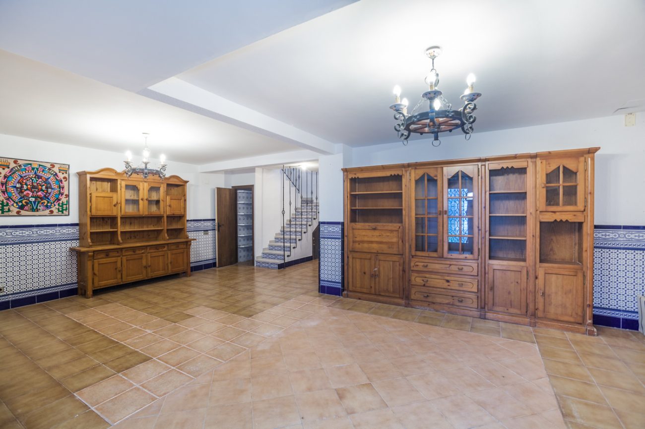 Big house of Castilian style with spectacular views
