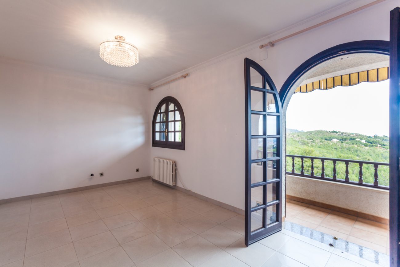 Big house of Castilian style with spectacular views