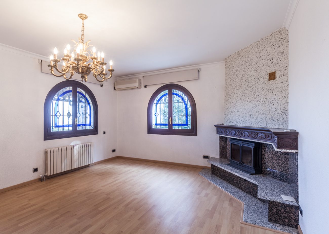 Big house of Castilian style with spectacular views