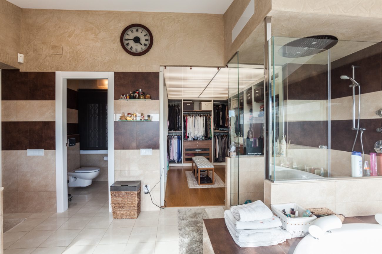 Big renovated luxurious house with views in Castelldefels