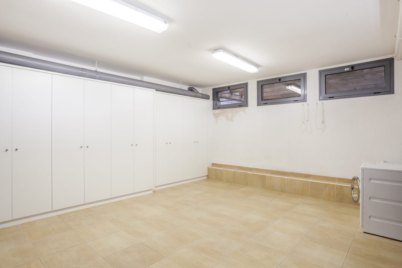 Townhouse by the beach in Castelldefels