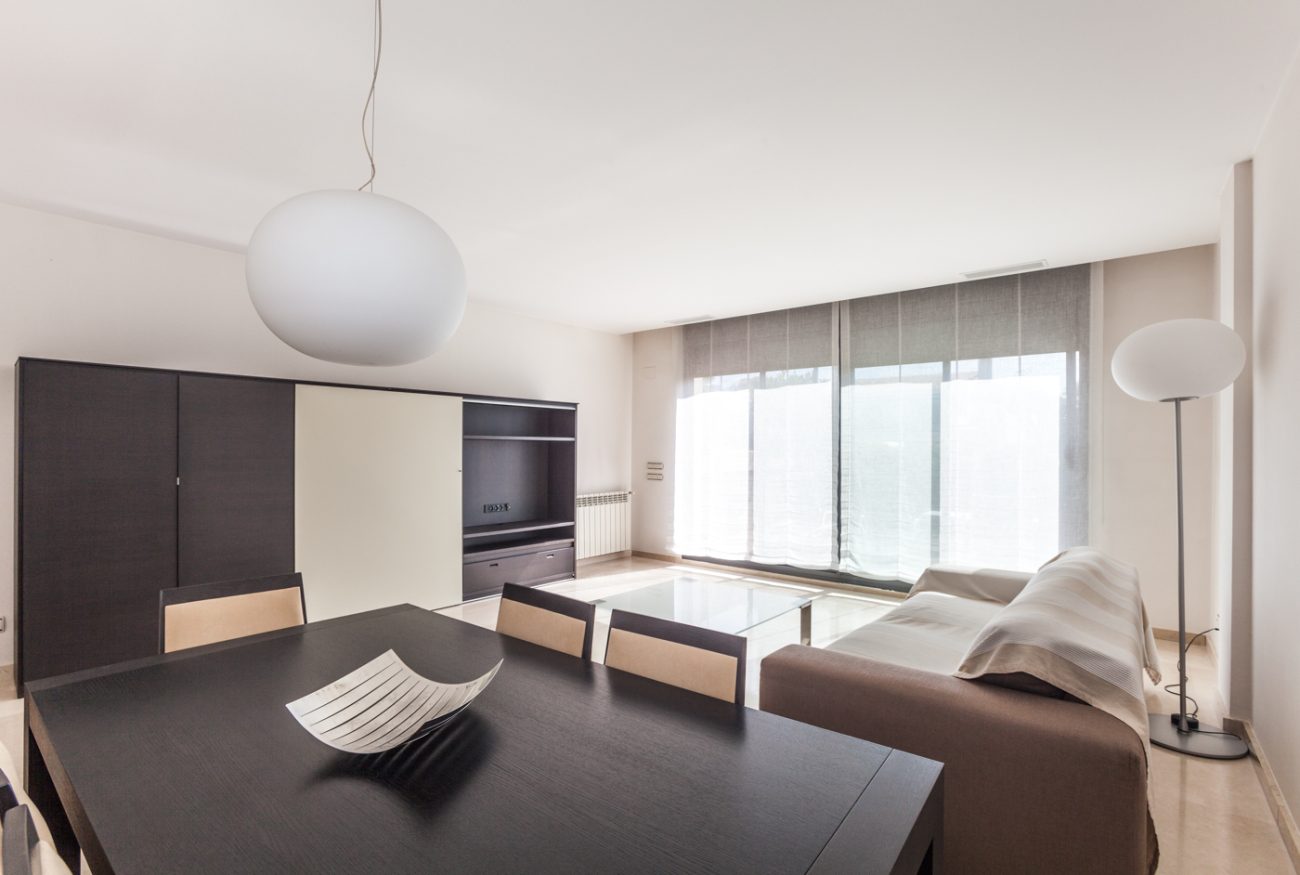 Townhouse by the beach in Castelldefels