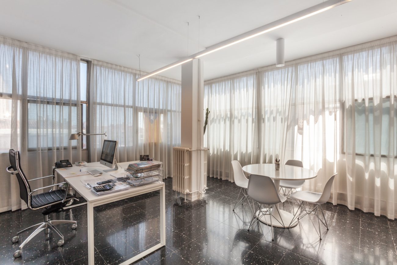 Light office in Barcelona