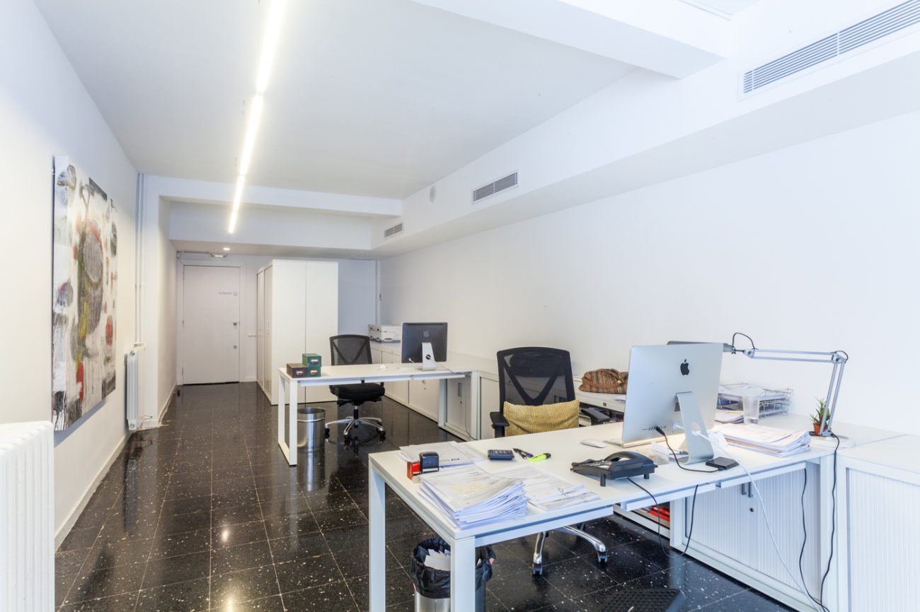 Light office in Barcelona