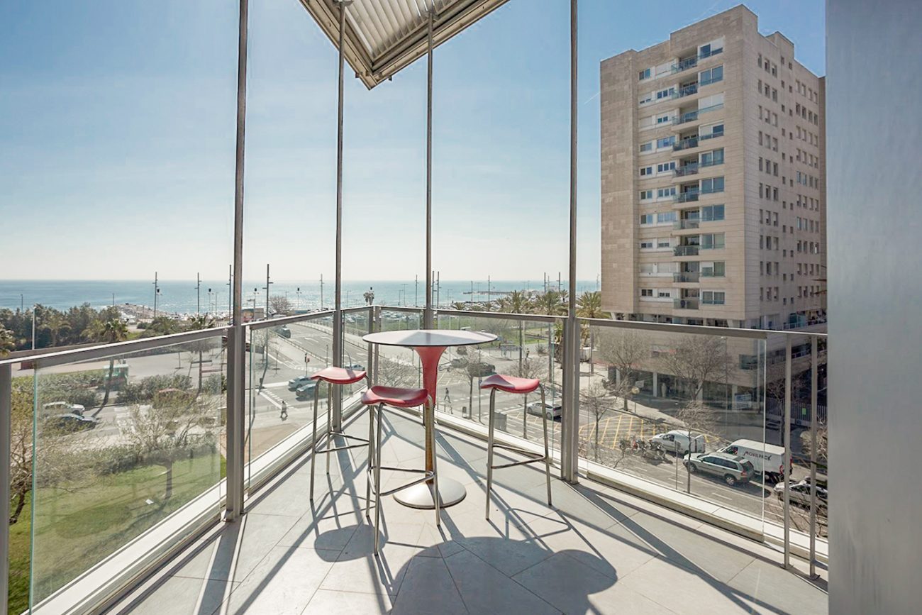 Magnificent penthouse for rent in Selva de Mar