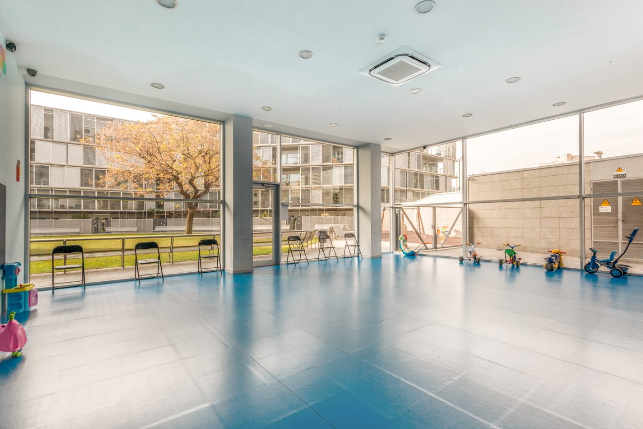 Magnificent penthouse for rent in Selva de Mar