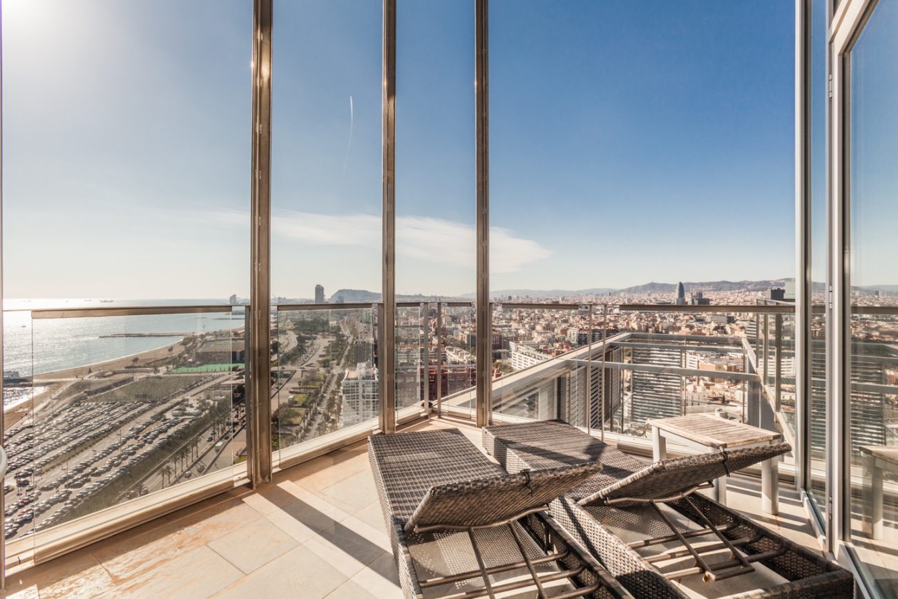 Exclusive luxury duplex for rent