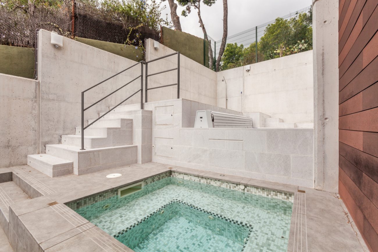 Excellent modern flat with views in Castelldefels