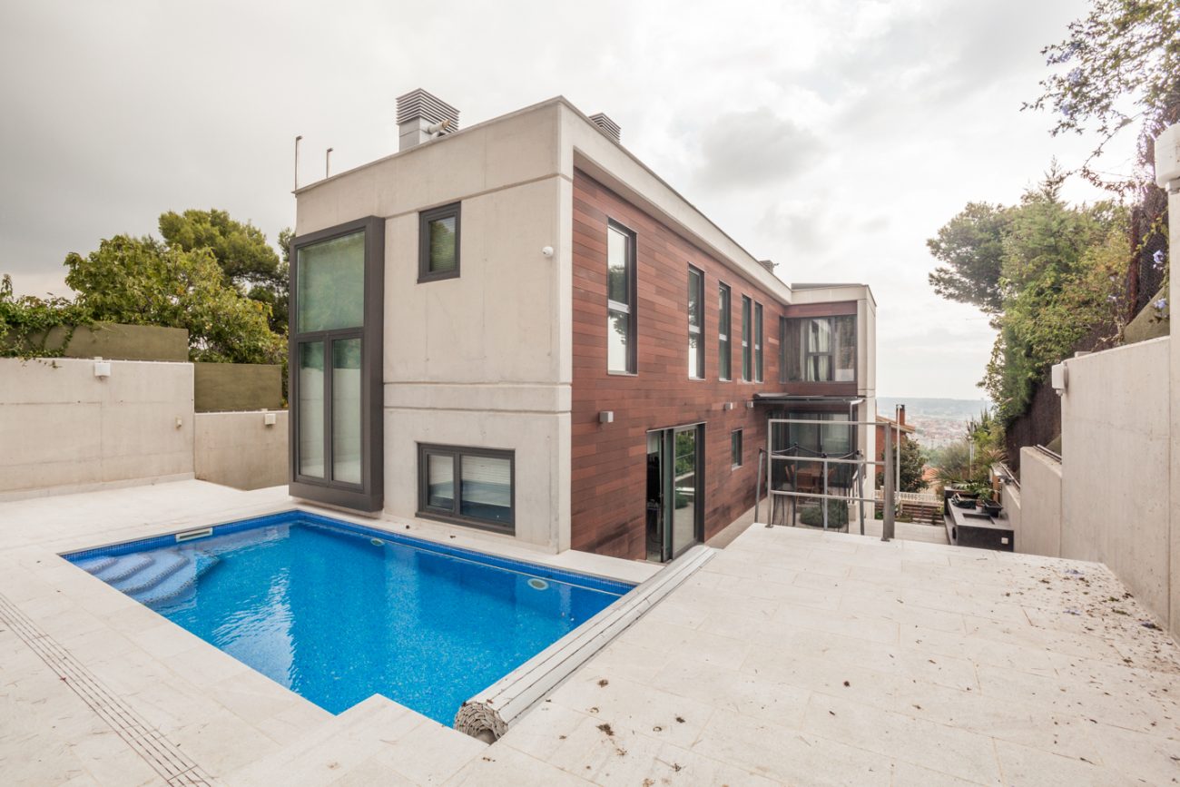 Excellent modern flat with views in Castelldefels