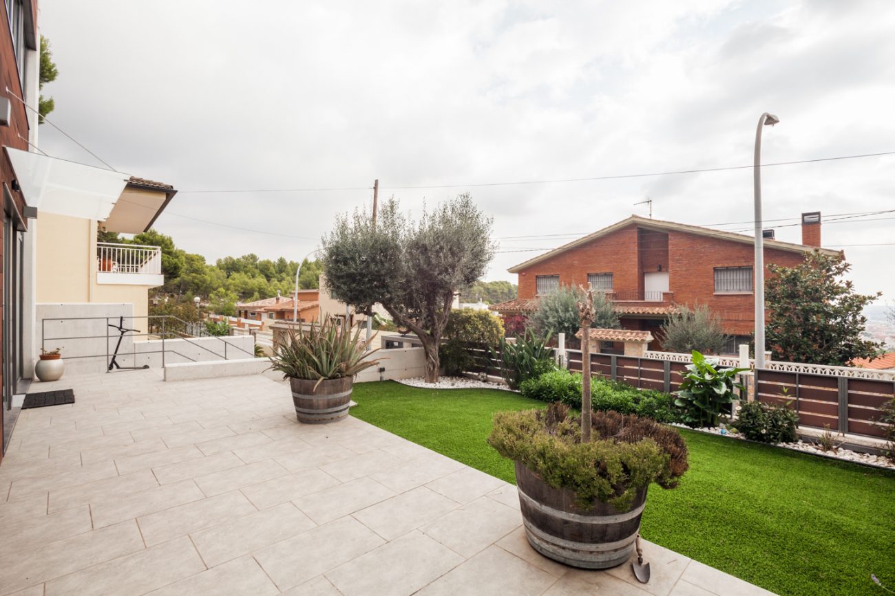 Excellent modern flat with views in Castelldefels