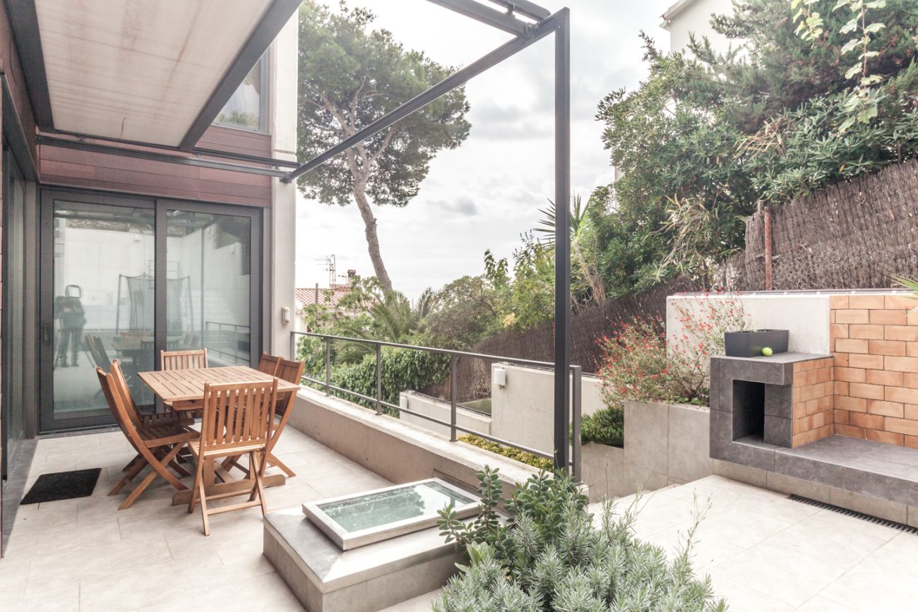 Excellent modern flat with views in Castelldefels