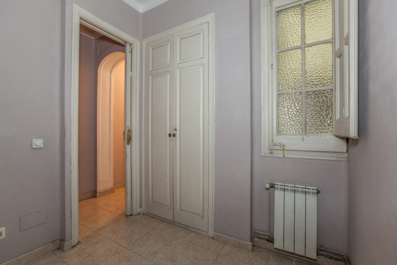 Magnificent flat in Eixample