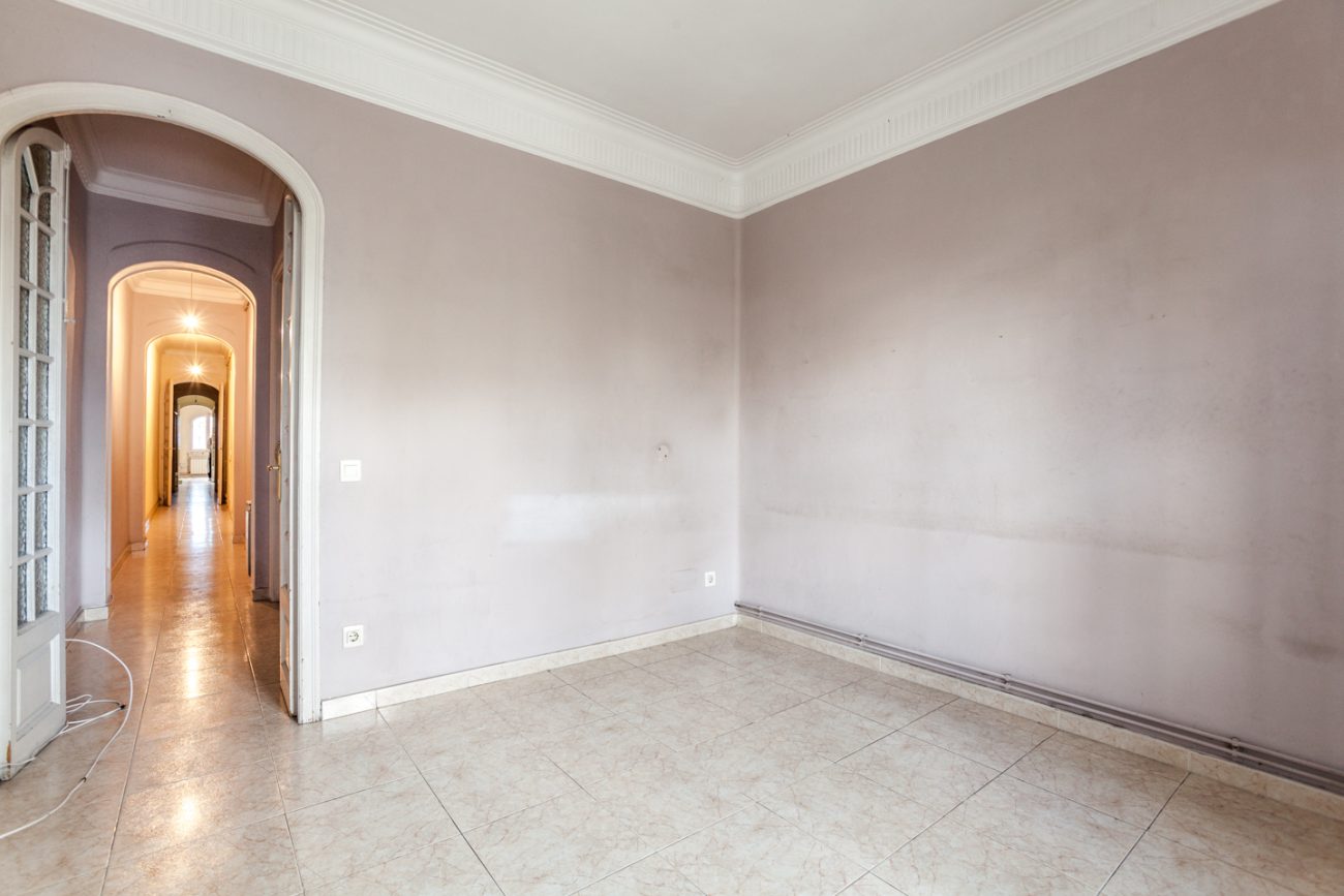 Magnificent flat in Eixample