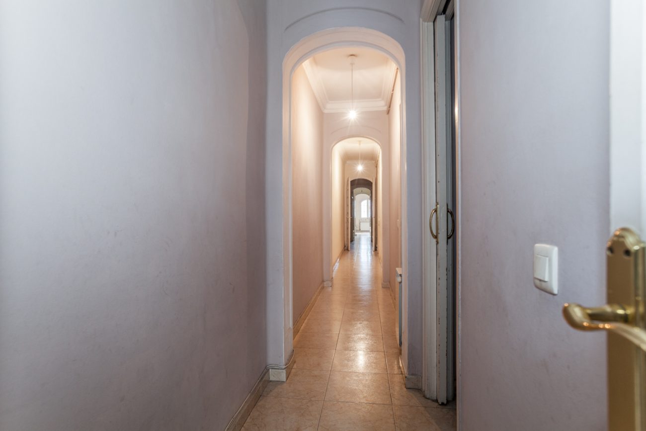 Magnificent flat in Eixample