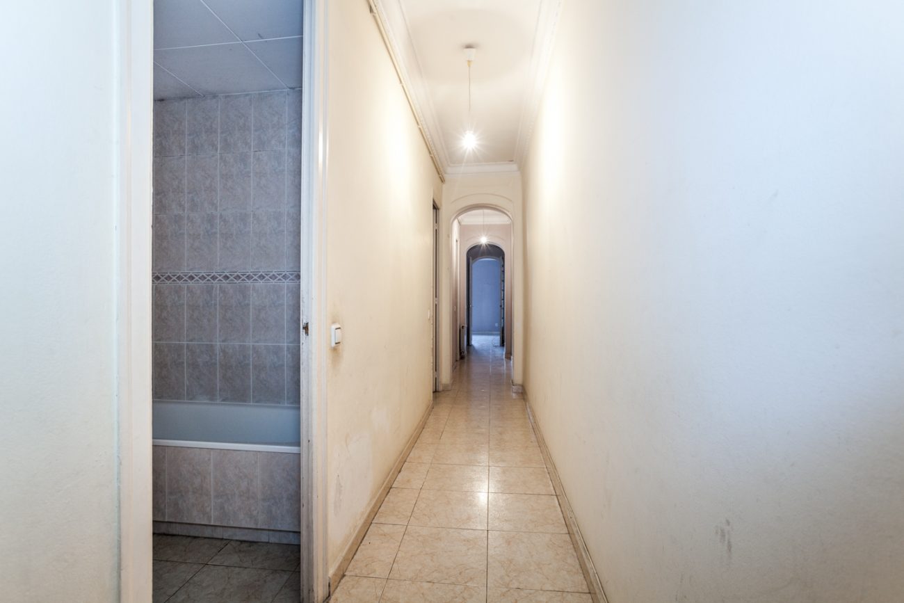 Magnificent flat in Eixample
