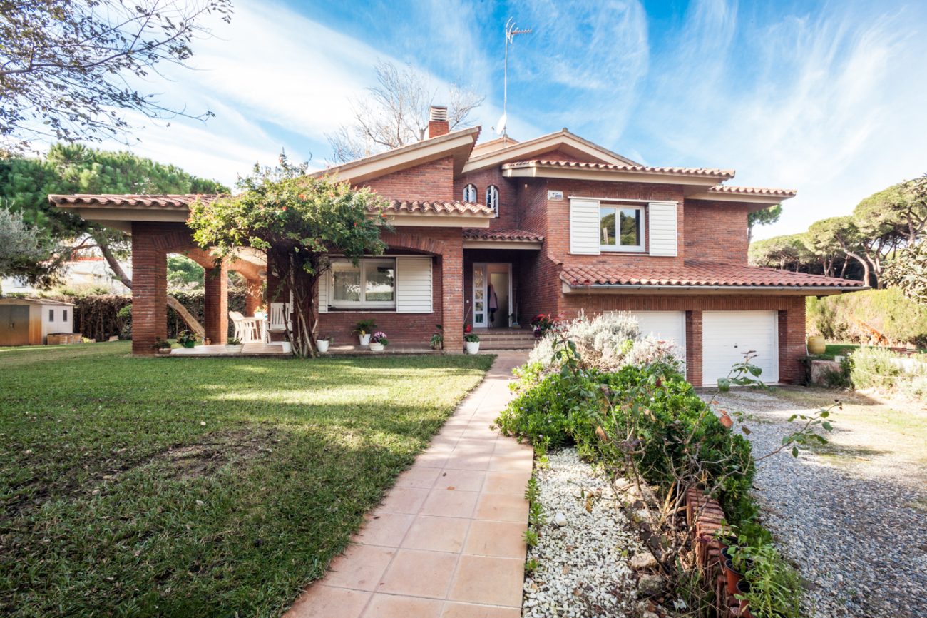 Cosy detached house in Gavà