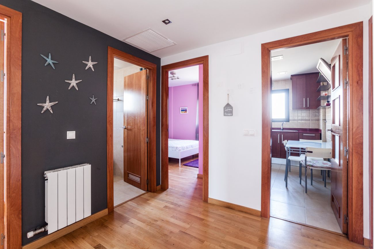 Large light duplex in Castelldefels