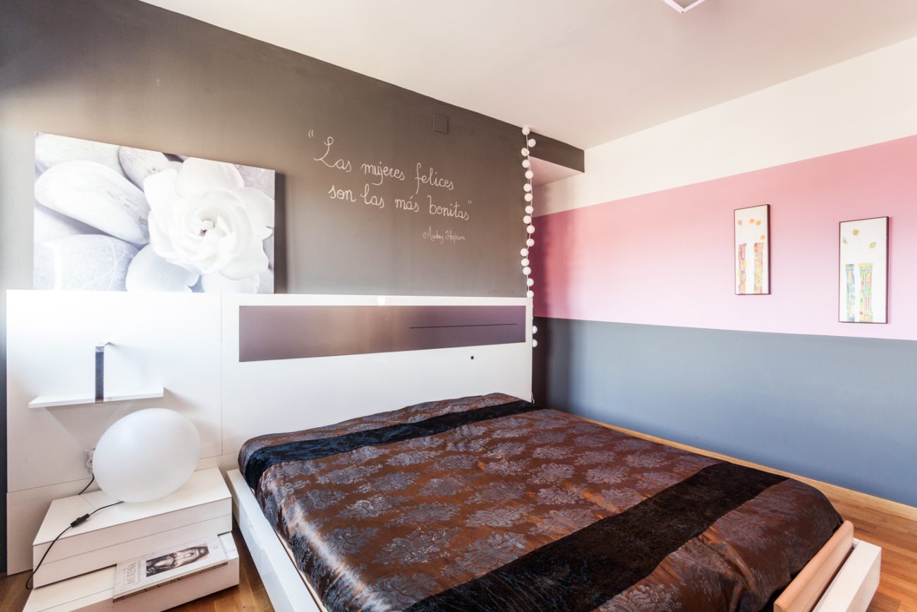Large light duplex in Castelldefels