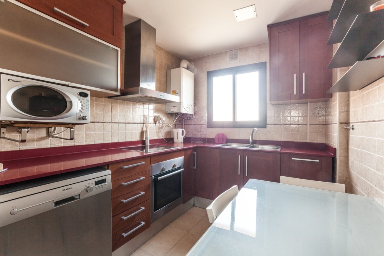 Large light duplex in Castelldefels