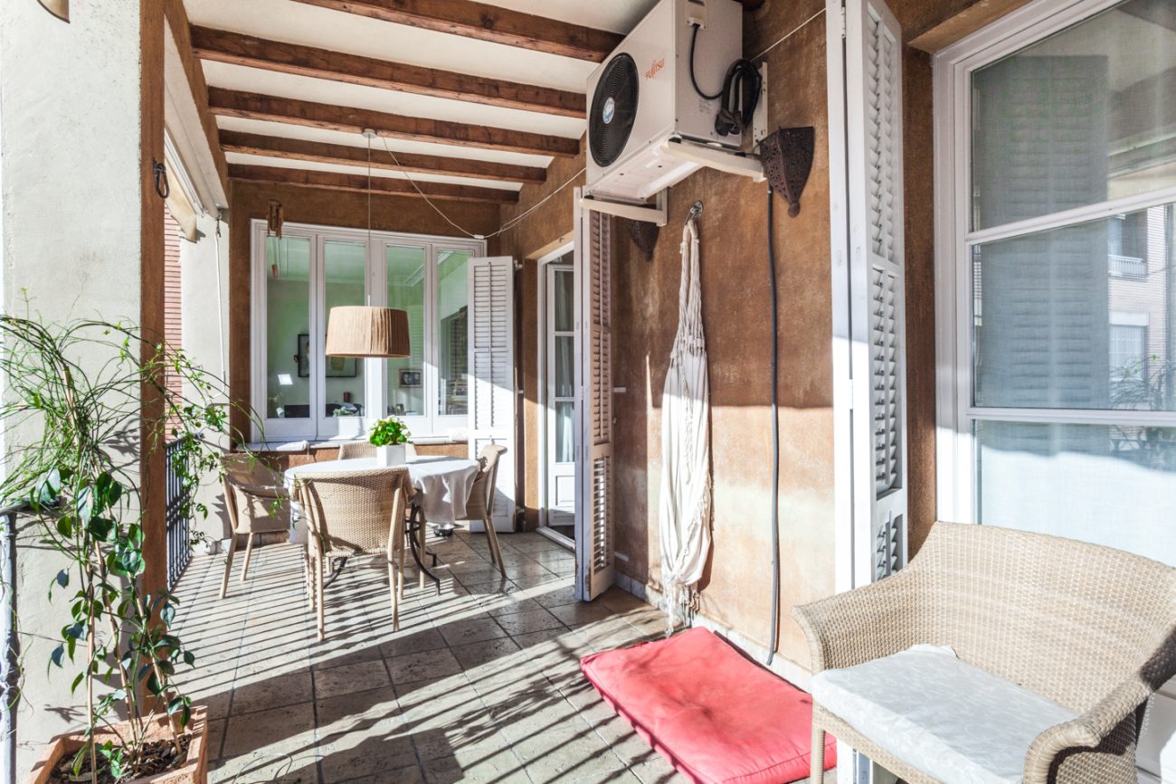 Spectacular flat in listed building