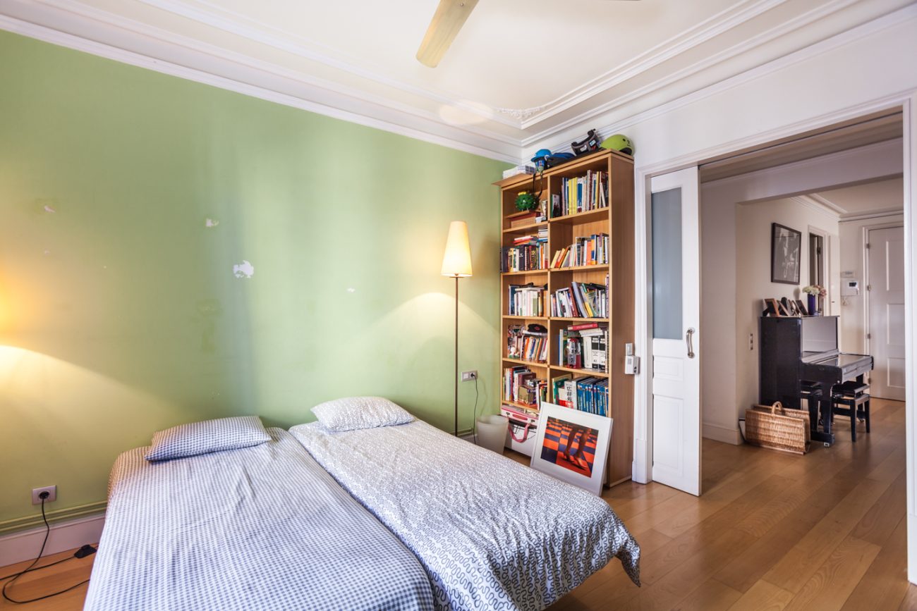 Spectacular flat in listed building