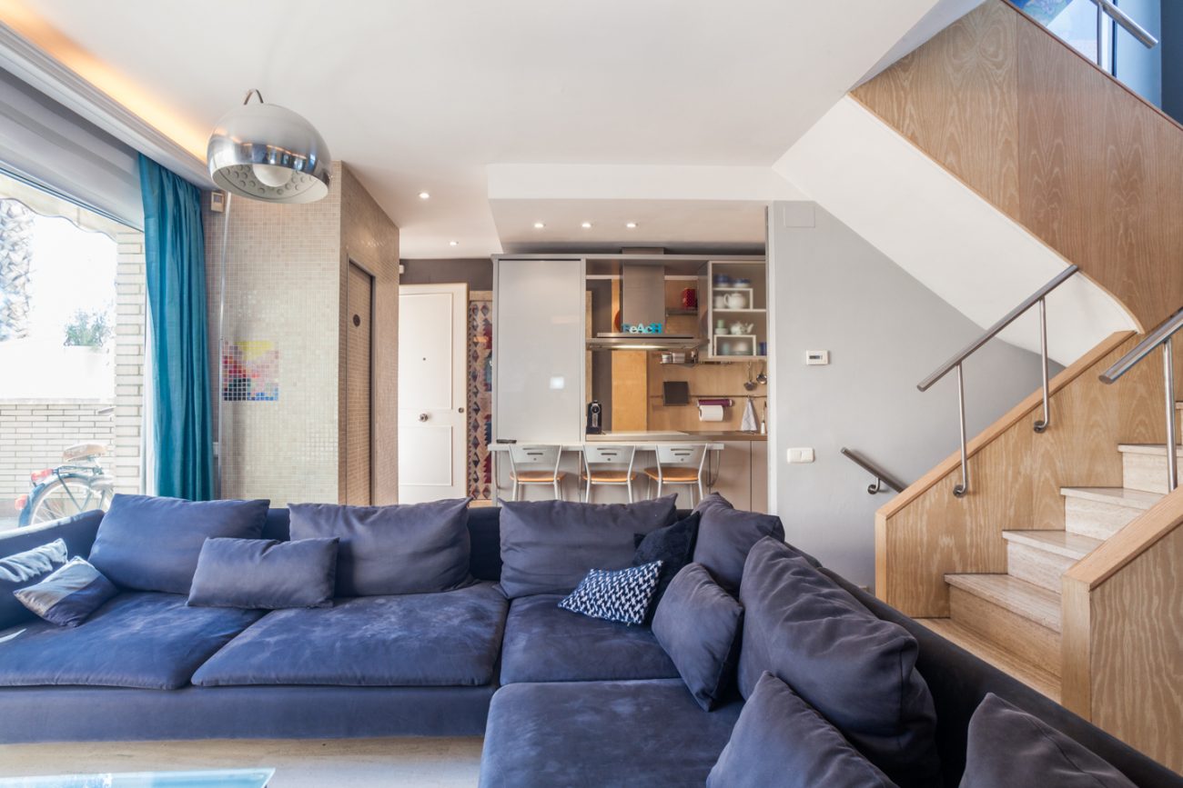 Townhouse with sea views in Castelldefels