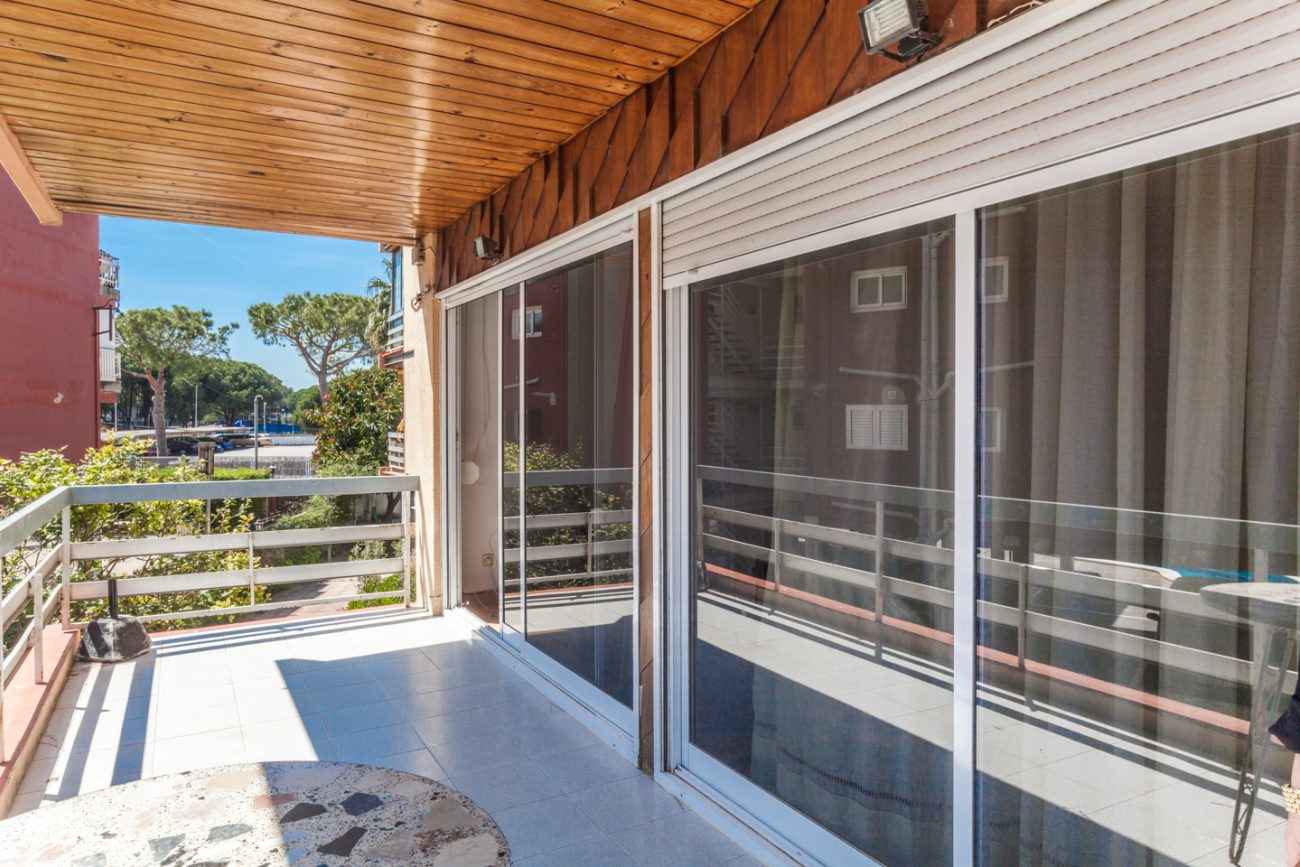 Light apartment in Gavá