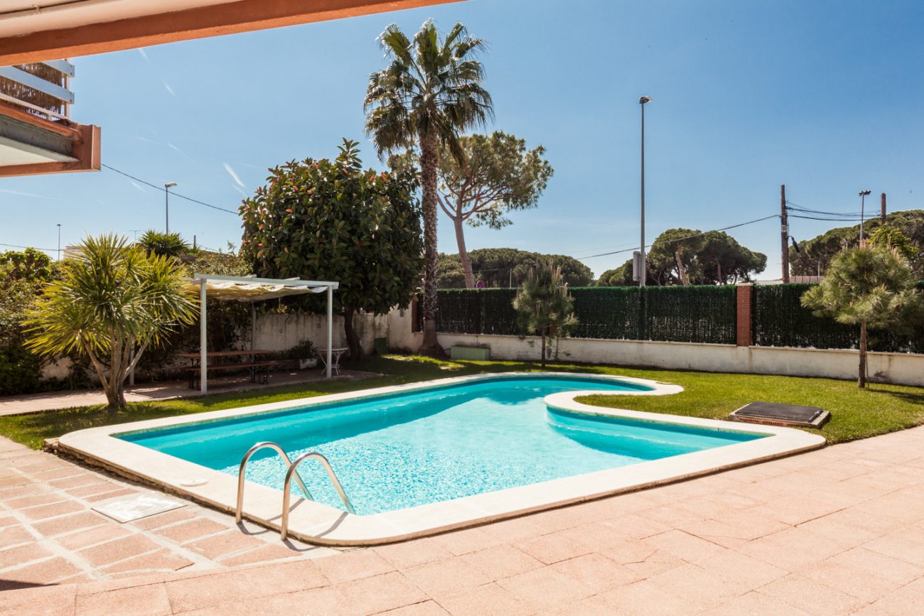 Light apartment in Gavá