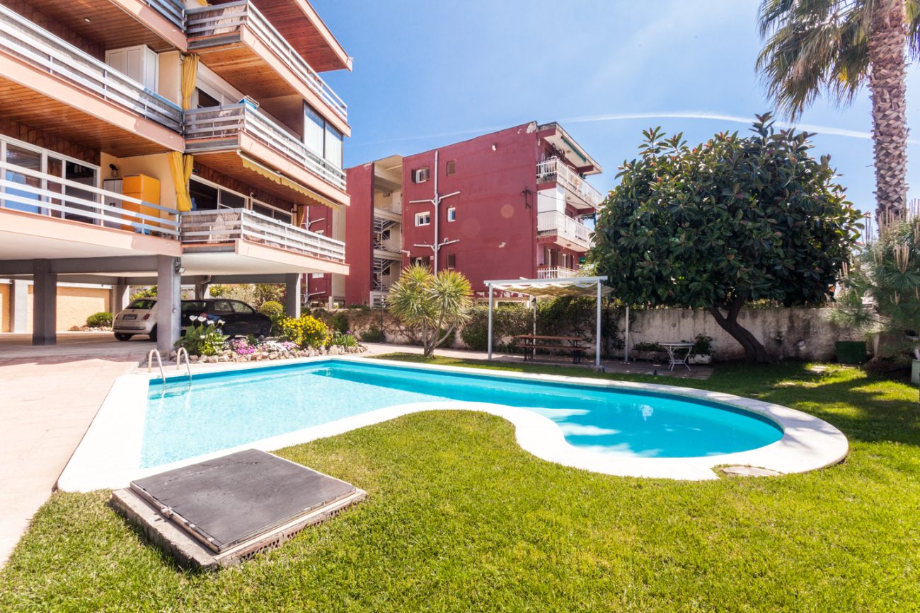 Light apartment in Gavá