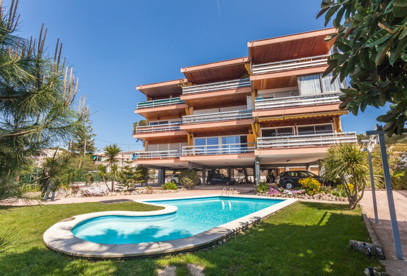 Light apartment in Gavá