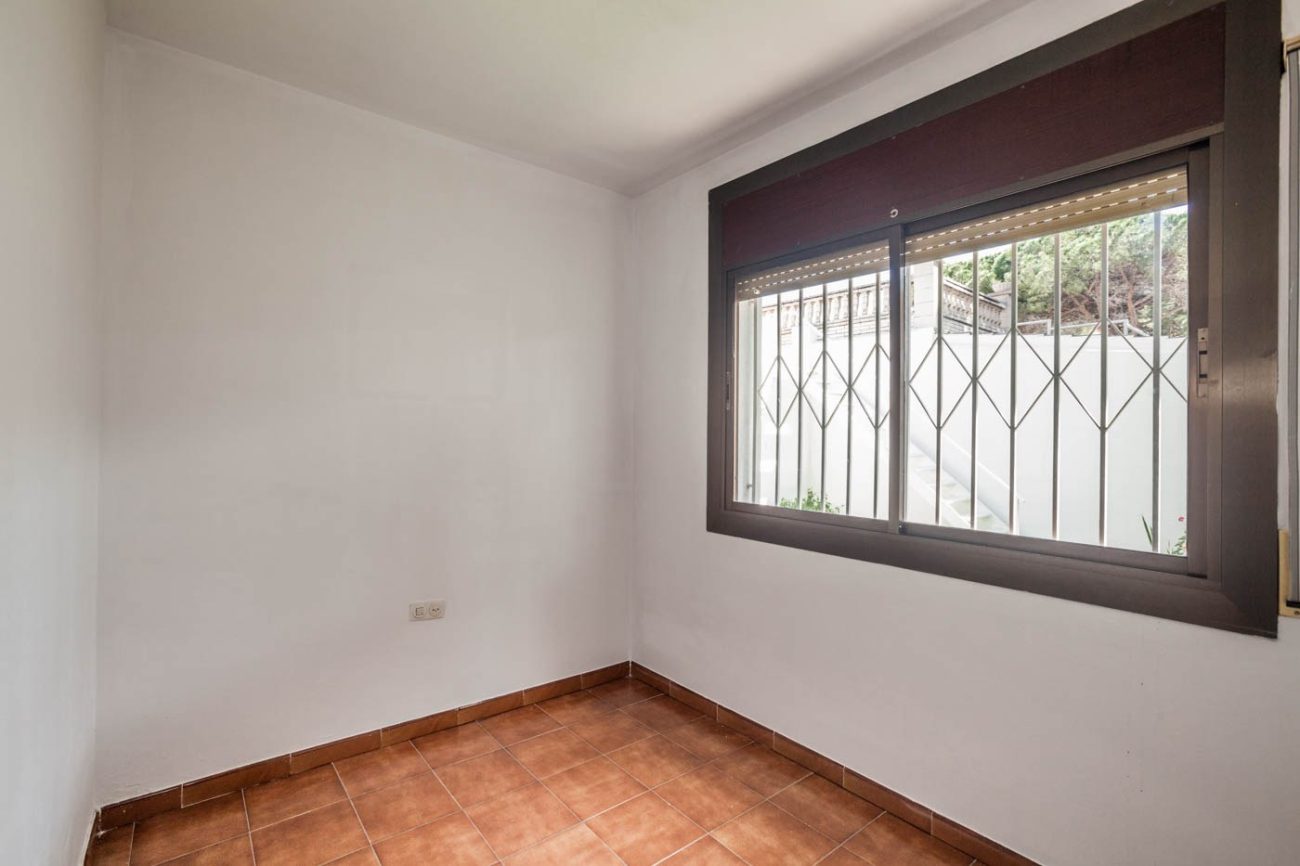 Large house in the best area of Castelldefels